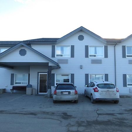 Crossfield Country Inn Екстер'єр фото
