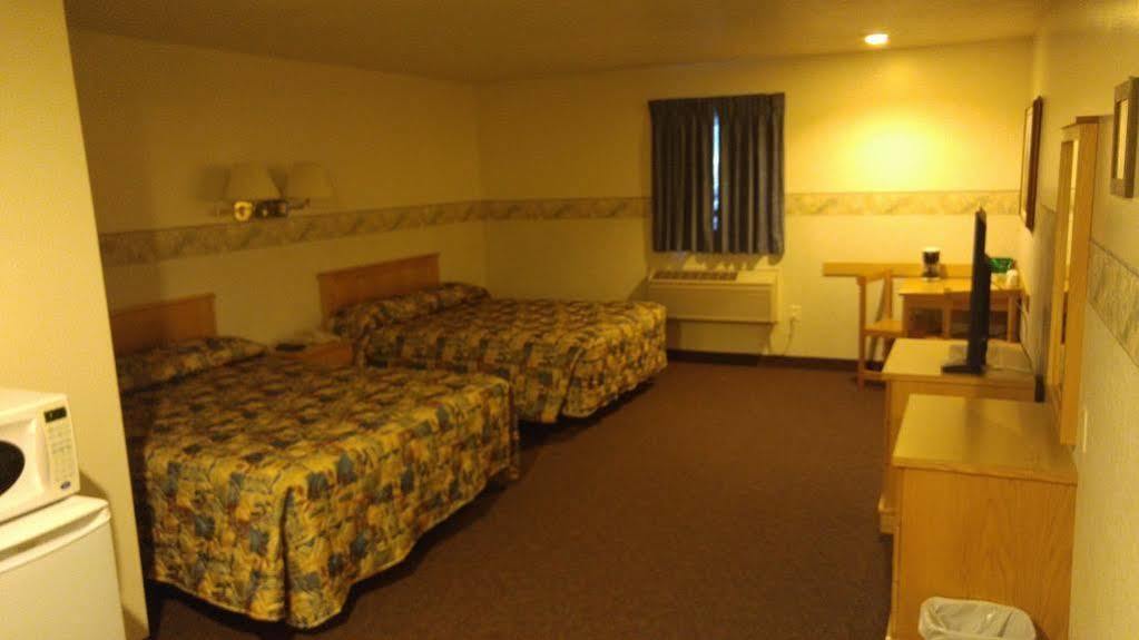 Crossfield Country Inn Екстер'єр фото